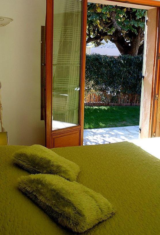 Louminai Bed & Breakfast Donzere Exterior photo