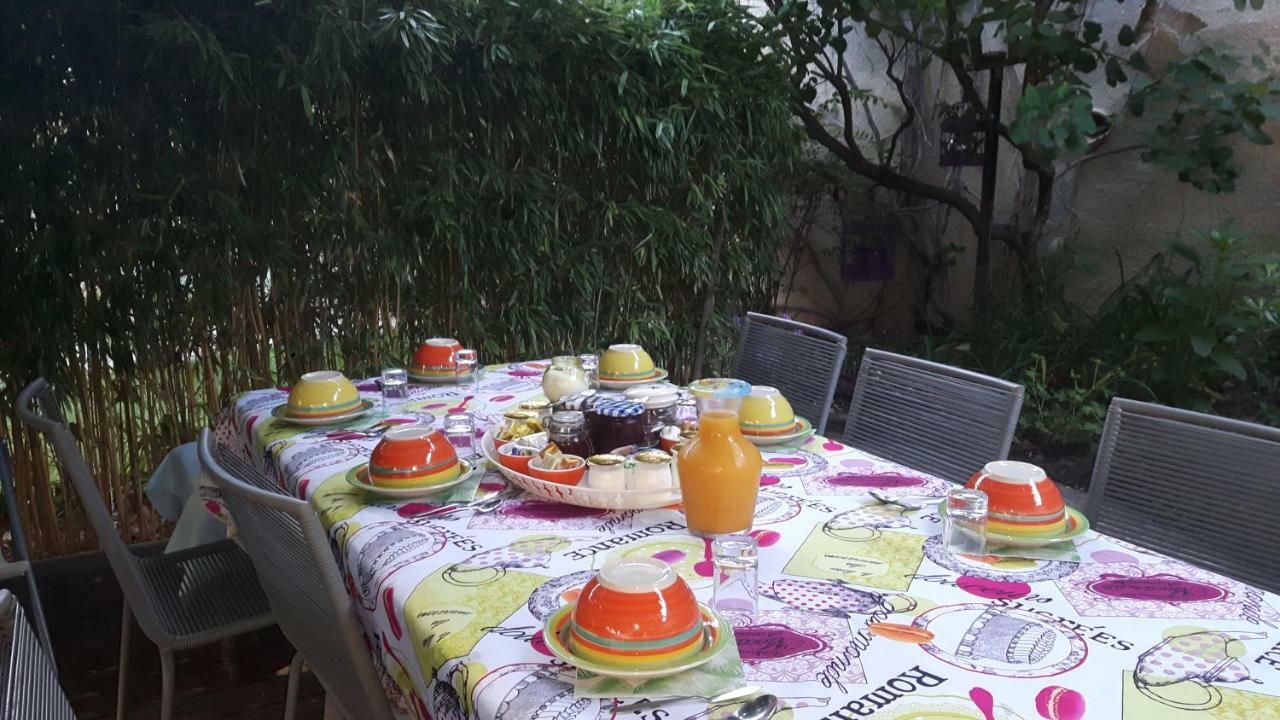 Louminai Bed & Breakfast Donzere Exterior photo